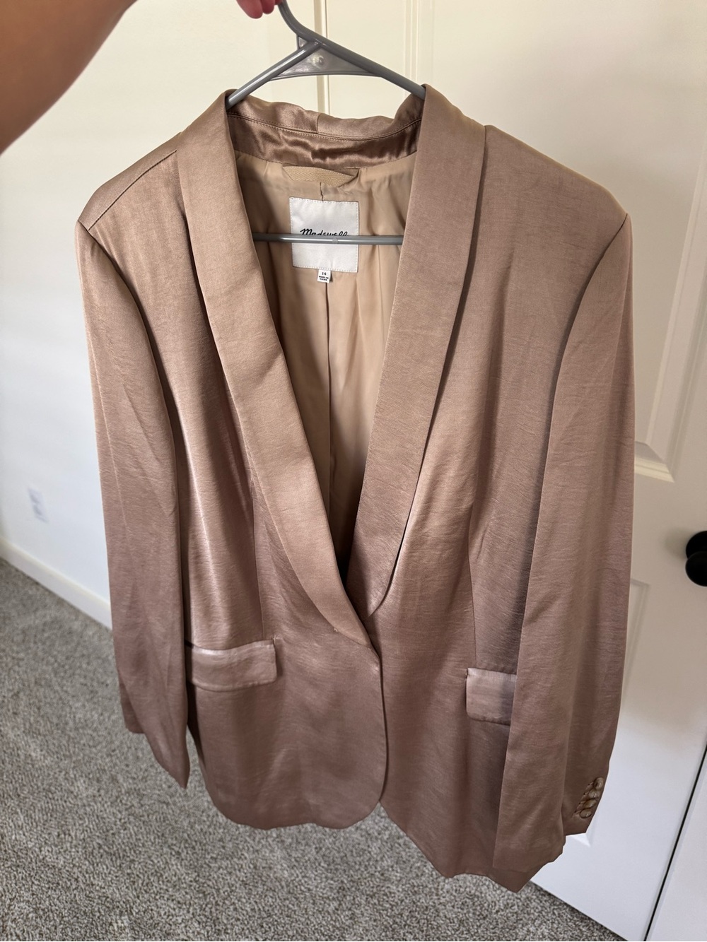 Madewell Satin Shawl-Collar Blazer in Light Taupe